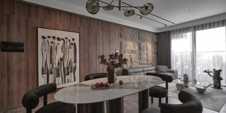 Alex’s Apartment - Một dáng vẻ khác lạ