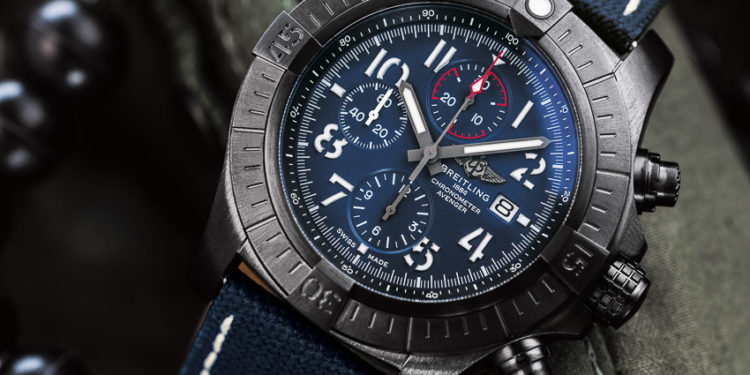 Breitling Avenger đồng hồ phi công