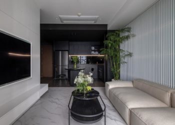 Khi ngôi nhà kể chuyện