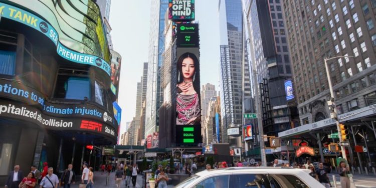 Chi Pu được vinh danh tại Quảng trường Thời đại Mỹ - 3