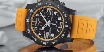 Thỏa sức vận động cùng Breitling Endurance Pro - 1