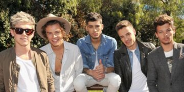 Các ngôi sao âm nhạc lấn sân thành công sang điện ảnh của Hollywood - 3