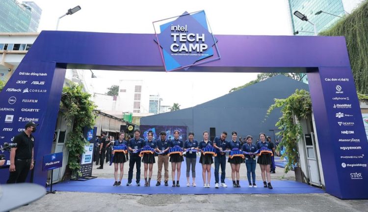 Intel tổ chức triển lãm IT và gaming INTEL TECH CAMP lần đầu tiên tại Việt Nam - 1