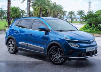 Vinfast triệu hồi xe VF e34 để thay thế cảm biến va chạm bên