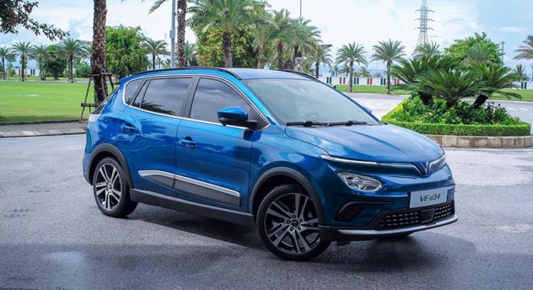 Vinfast triệu hồi xe VF e34 để thay thế cảm biến va chạm bên