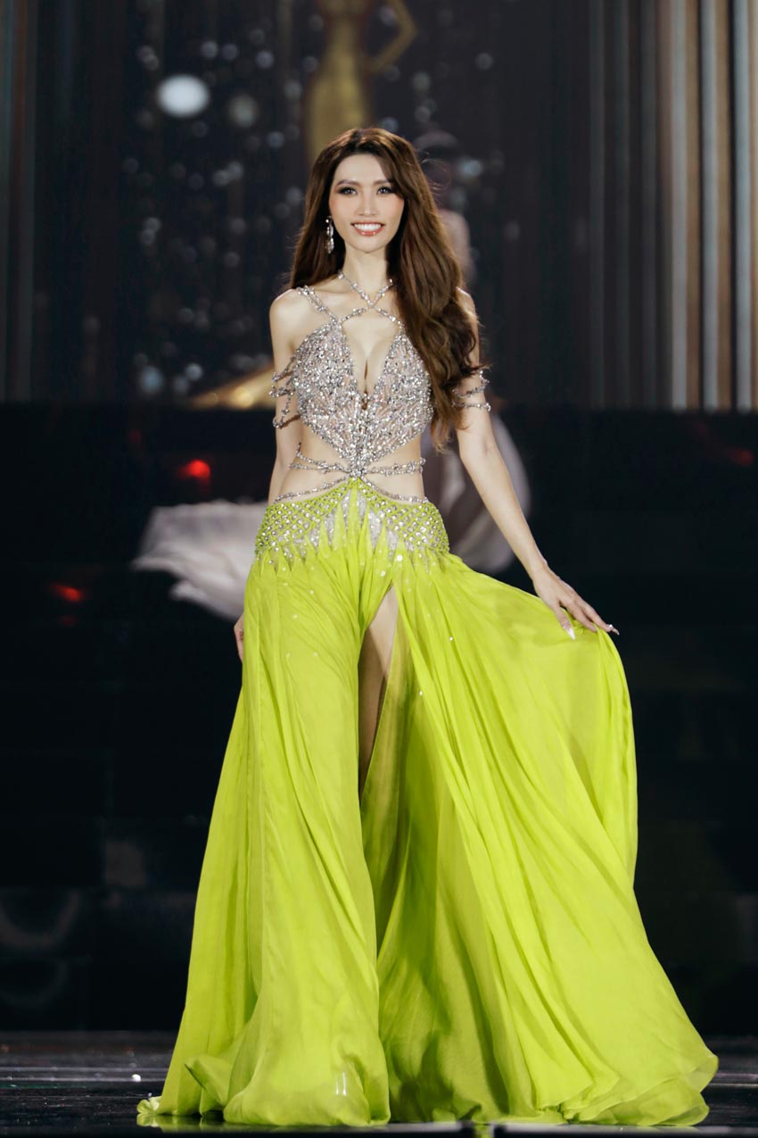Đoàn Thiên Ân đăng quang Hoa hậu Hòa bình Việt Nam 2022 - 5
