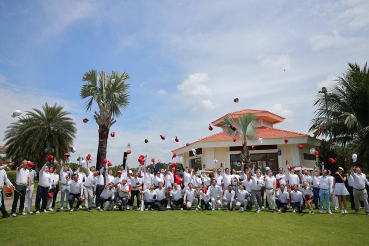 Giải Golf giao lưu Vrec & Hrec Mừng Ngày Doanh Nhân Việt Nam gây quỹ xây cầu từ thiện gần 3 tỷ đồng - 3