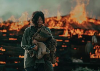 Kaity Nguyễn: 'Tôi giấu ba mẹ quay cảnh cháy trong phim Cô gái từ quá khứ' - 1