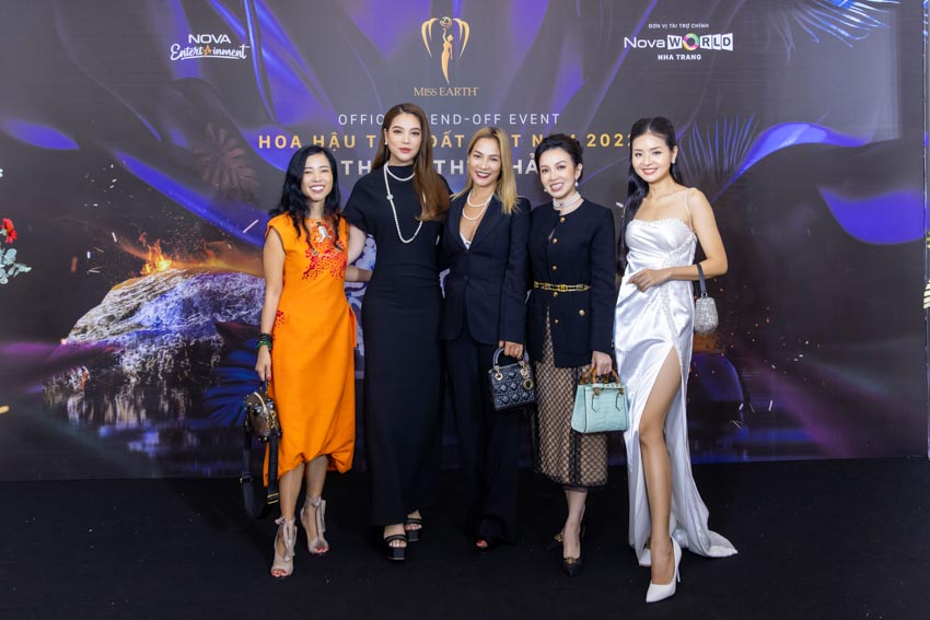 Á hậu Thạch Thu Thảo đại diện Việt Nam dự thi Miss Earth 2022 - 2