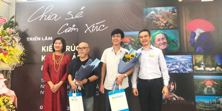 Triển lãm ảnh 'Một Nửa Và Hơn Thế Nữa' tại HUTECH - 2