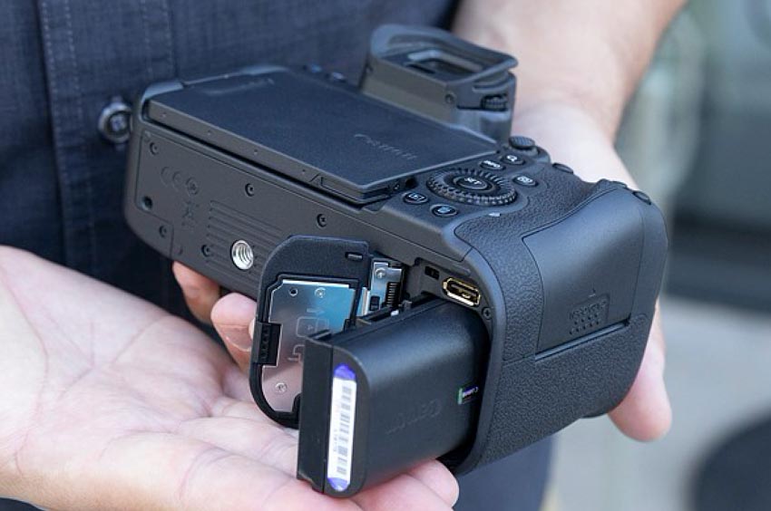 EOS R6 Mark II, một yếu tố mang đến thay đổi lớn cho video và ảnh tĩnh với 6K RAW và 40 fps - 2