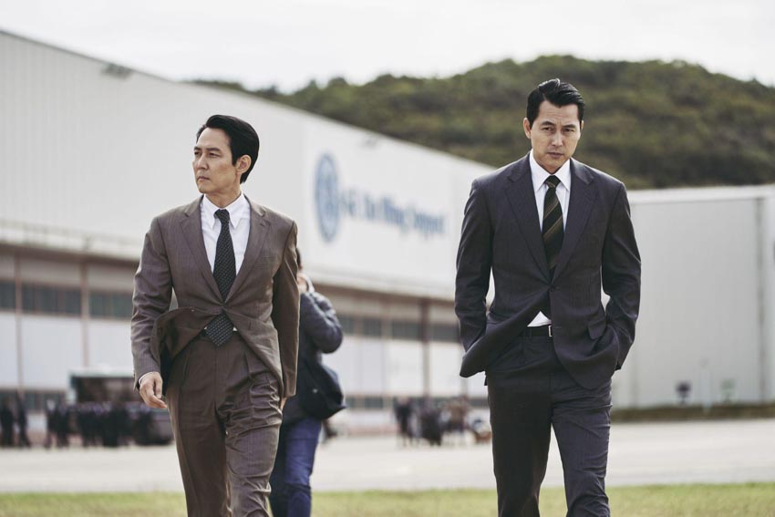 Siêu sao Lee Jung Jae: 'Tôi mất 4 năm để hoàn thành kịch bản phim Hunt' - 1