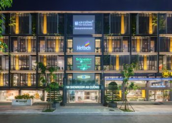 Giữa cơn bão của ngành gỗ một doanh nghiệp trong ngành vẫn sống khỏe