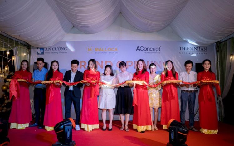 Công Ty TNHH MTV Gỗ Công Nghiệp Thiện Nhân cùng Gỗ An Cường khai trương showroom mới tại Thành phố Rạch Giá – Kiên Giang