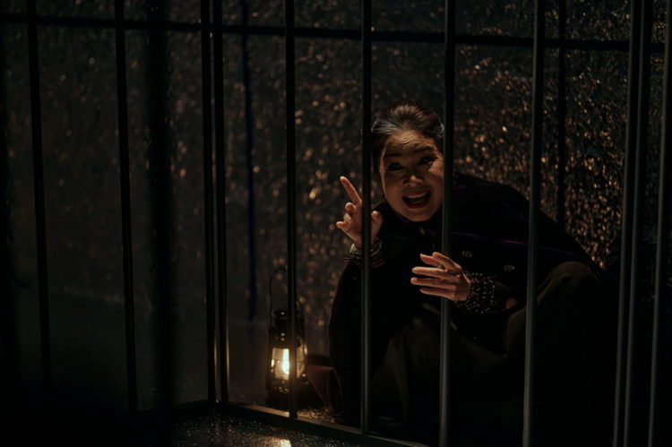 "Hạnh Phúc Máu" tung teaser, NSND Kim Xuân khiến người xem rợn người 1