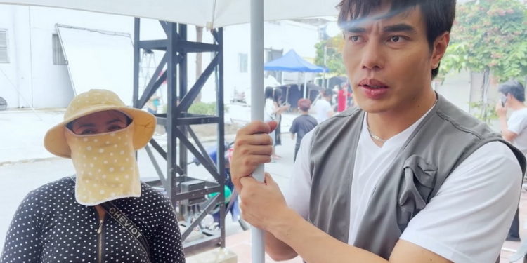 Lê Dương Bảo Lâm được mẹ chăm sóc chu đáo trên phim trường Nhà Bà Nữ 3