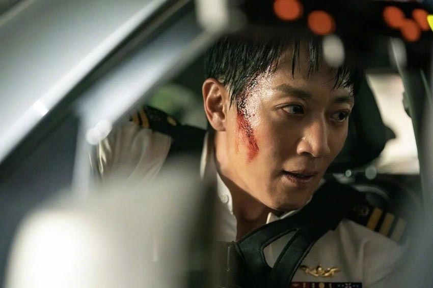 Lee Jong Suk so găng với Cha Eun Woo trong siêu phẩm 'Âm Lượng Hủy Diệt' - 3