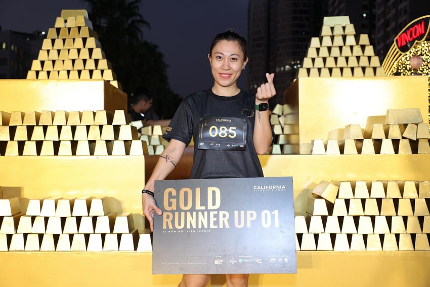 Hơn 1.000 người tham gia thử thách săn lùng thẻ vàng tại Hà Nội - 15