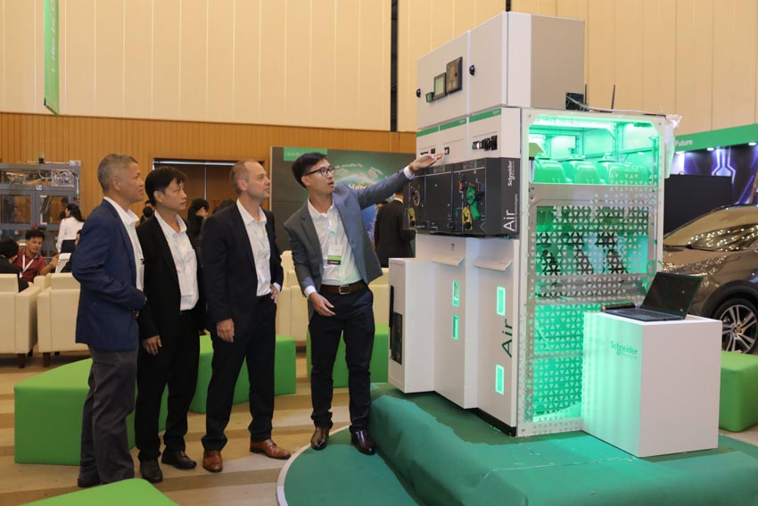 Schneider Electric Việt Nam kêu gọi tiếp tục tăng tốc 'Đổi Mới Sáng Tạo Vì Một Việt Nam Phát Triển Bền Vững' - 2