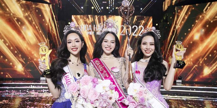 Chung kết Hoa hậu Việt Nam 2022: Khoảnh khắc đăng quang của tân Hoa hậu Huỳnh Thị Thanh Thủy - 7