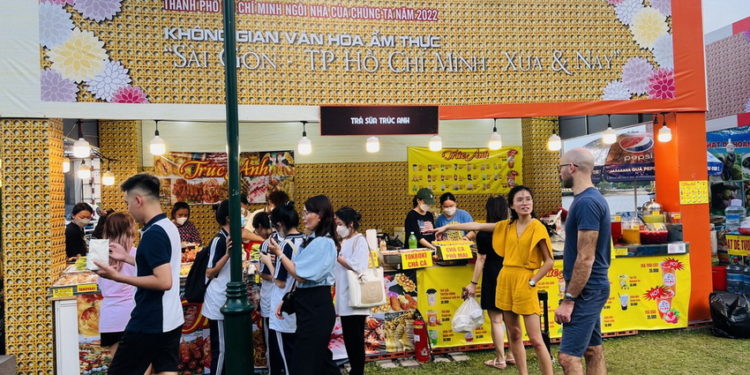 Lễ hội văn hóa ẩm thực quốc tế lần đầu diễn ra tại Công viên Bến Bạch Đằng. 3