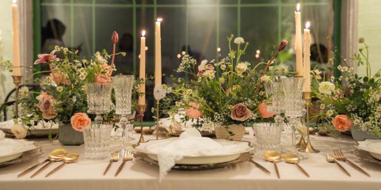 Trang trí hoa Giáng Sinh theo phong cách khác biệt từ nhà thiết kế Hoàng Thùy Linh - 9