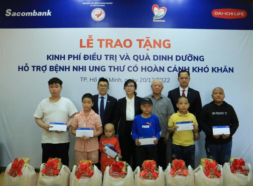 Dai-ichi Life Việt Nam và Sacombank cùng triển khai các hoạt động từ thiện xã hội - 1