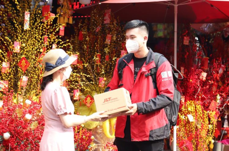 Giao hàng Tết
