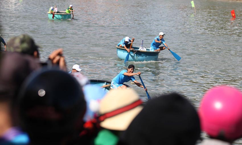 Lễ hội đua thuyền trên sông Cà Ty Phan Thiết Xuân Quý Mão 2023 - 6