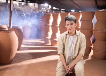 Đàm Vĩnh Hưng: 'Còn cha, còn mẹ là Tết còn hạnh phúc' - 1