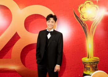 Ngô Kiến Huy nhận cú đúp giải Mai Vàng: 'Đây là phép màu mà tôi được nhận' - 1