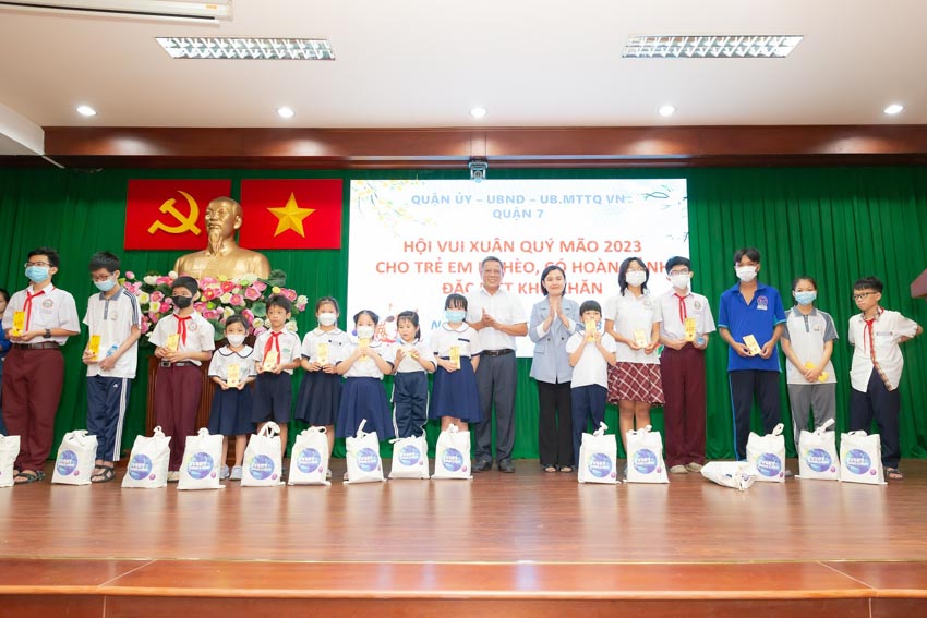 Unilever Việt Nam và các nhãn hàng triển khai các chương trình vì một mùa Tết yêu thương - 2