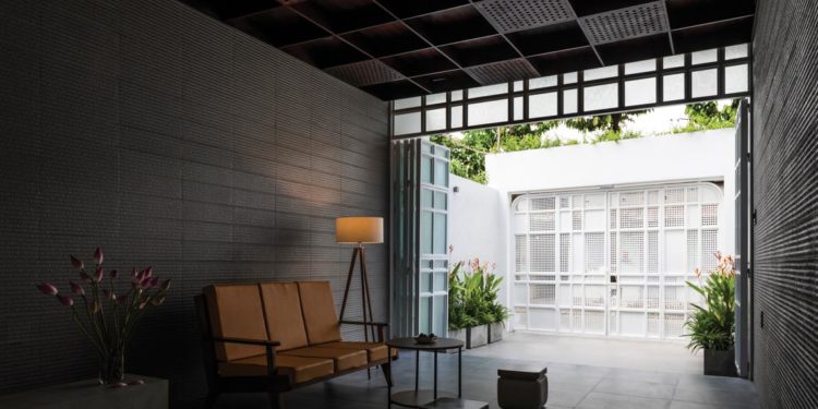 J house - Thoải mái với nhà phố