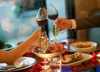Lễ tình nhân lãng mạng tại Renaissance Riverside Hotel Sài Gòn
