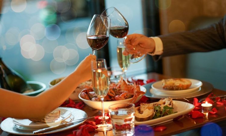 Lễ tình nhân lãng mạng tại Renaissance Riverside Hotel Sài Gòn