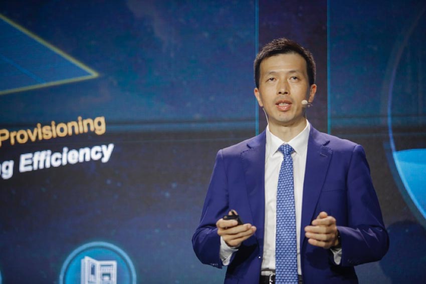 Huawei ra mắt Giải pháp Huawei Green 1-2-3 với thông điệp 'Lựa chọn để không phải chọn lựa: Tiếp tục Phát triển và Hướng đến mục tiêu Xanh'