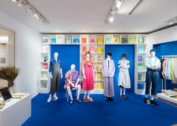 UNIQLO giới thiệu BST LifeWear Xuân/Hè 2023 với chủ đề 'The Art of Everyday Life' - 1