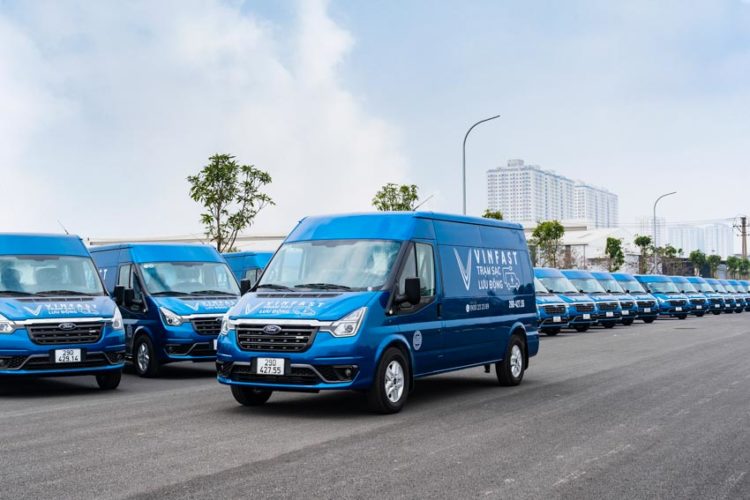 Vinfast triển khai dịch vụ sạc pin lưu động 24/7 trên toàn quốc - 1