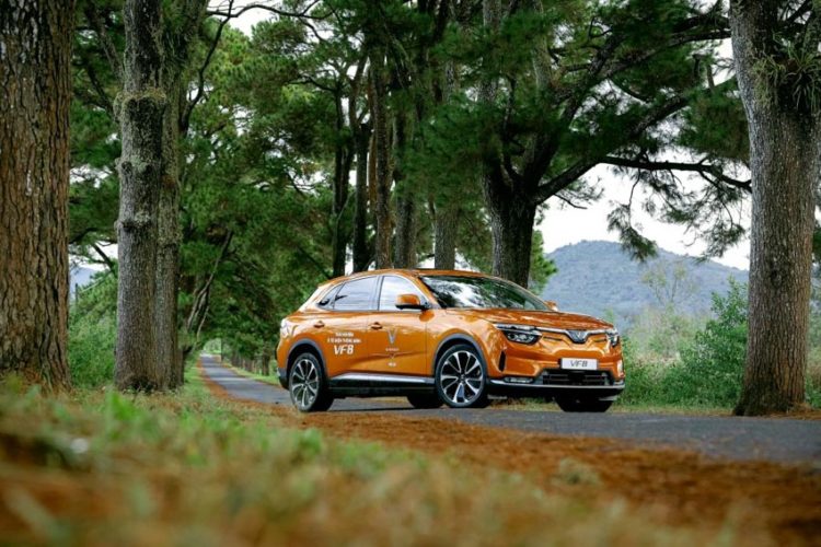 Vinfast bàn giao 358 ô tô điện VF 8 và VF E34 trong tháng 1/2023