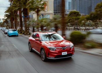 Vinfast bàn giao xe cho khách hàng Mỹ từ ngày 1/3/2023