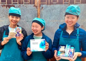 Manulife Việt Nam đồng hành cùng HopeBox nhằm tôn vinh ngày Quốc Tế Phụ Nữ 2023