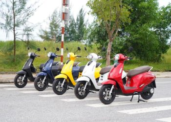 Chủ tịch tập đoàn Vingroup thành lập công ty cho thuê xe và taxi điện Vinfast - 1