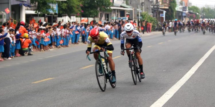 Cúp Xe đạp HTV- Tôn Đông Á lần thứ 35 2023: Trịnh Đức Tâm về nhất tại TP Qui Nhơn, mọi vị trí không thay đổi - 1