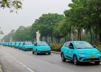 Khai trương hãng taxi thuần điện đầu tiên tại Việt Nam - 5