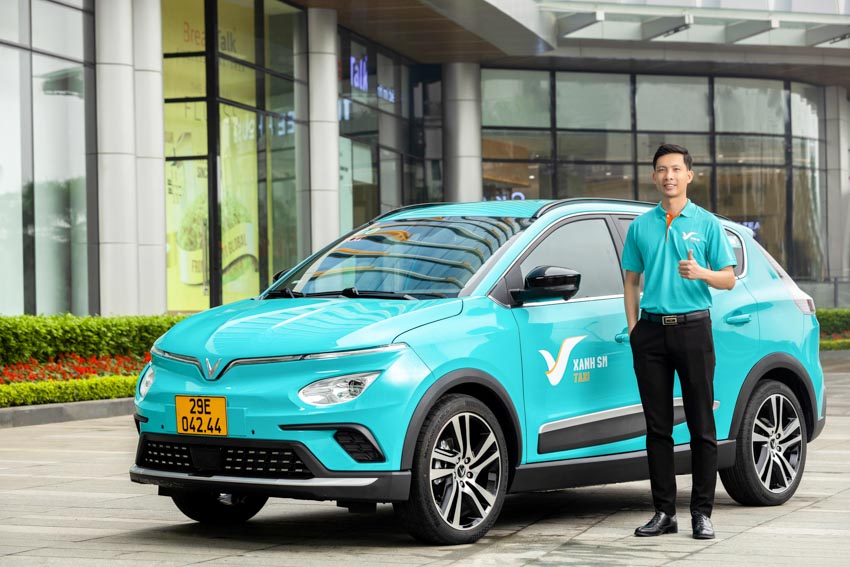 Taxi Xanh SM chính thức khai trương dịch vụ tại TP. Hồ Chí Minh vào ngày 30/4 - 1