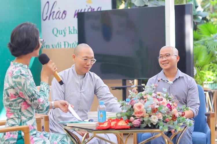 Ra mắt bộ sách của sư cô Suối Thông và lễ ký kết hợp tác giữa MOLI và PEGA