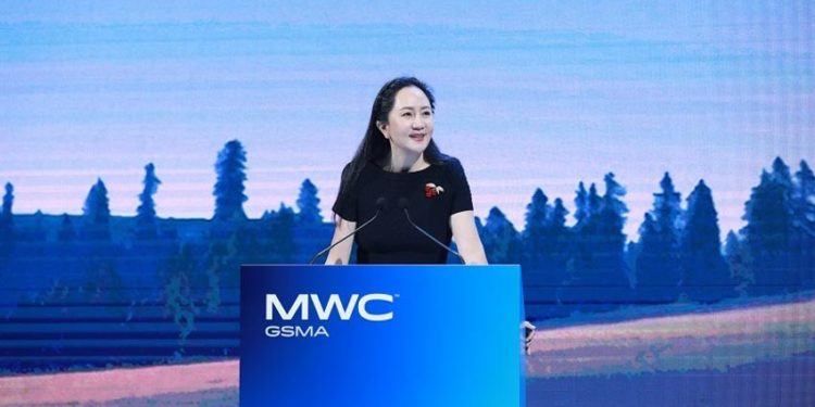 Chủ tịch Huawei bà Mạnh Vãn Chu: Nắm lấy cơ hội chuyển đổi số nhờ 5G