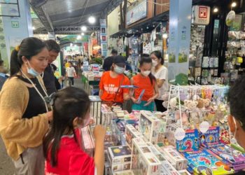 TP.HCM công bố giải thưởng Sách thiếu nhi lần thứ nhất - 5