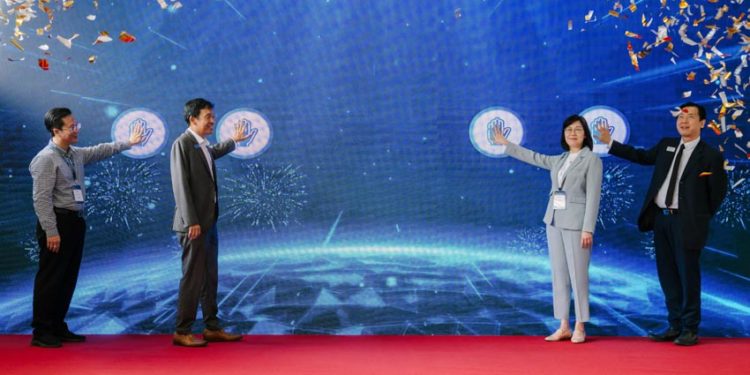 Khai mạc triển lãm quốc tế MTA Vietnam về cơ khí chính xác và sản xuất chế tạo - 4