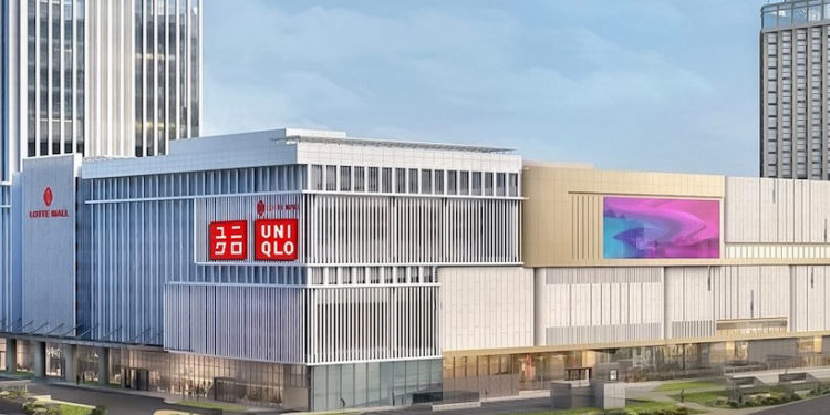 UNIQLO khai trương cửa hàng tại Lotte Mall Hà Nội